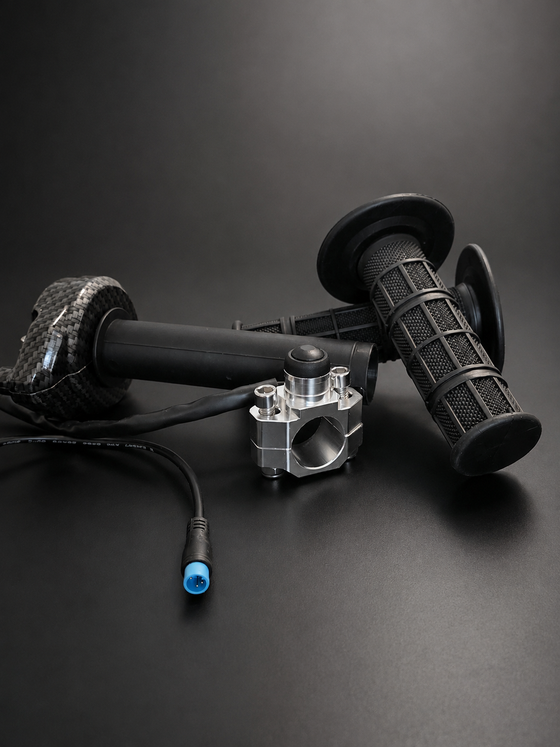 Qronge/Leonx Surron Throttle — Qronge Preorder / Leonx In Stock — Leonx